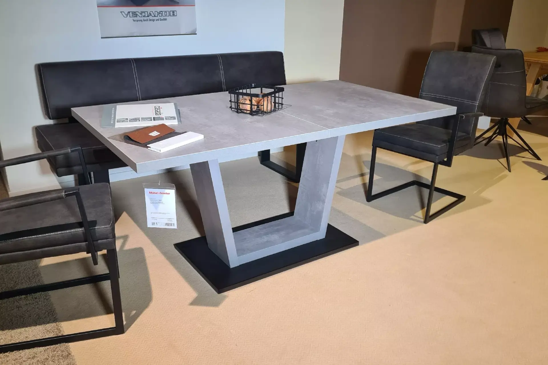 7633 - 17 - 055 Ausziehtisch 