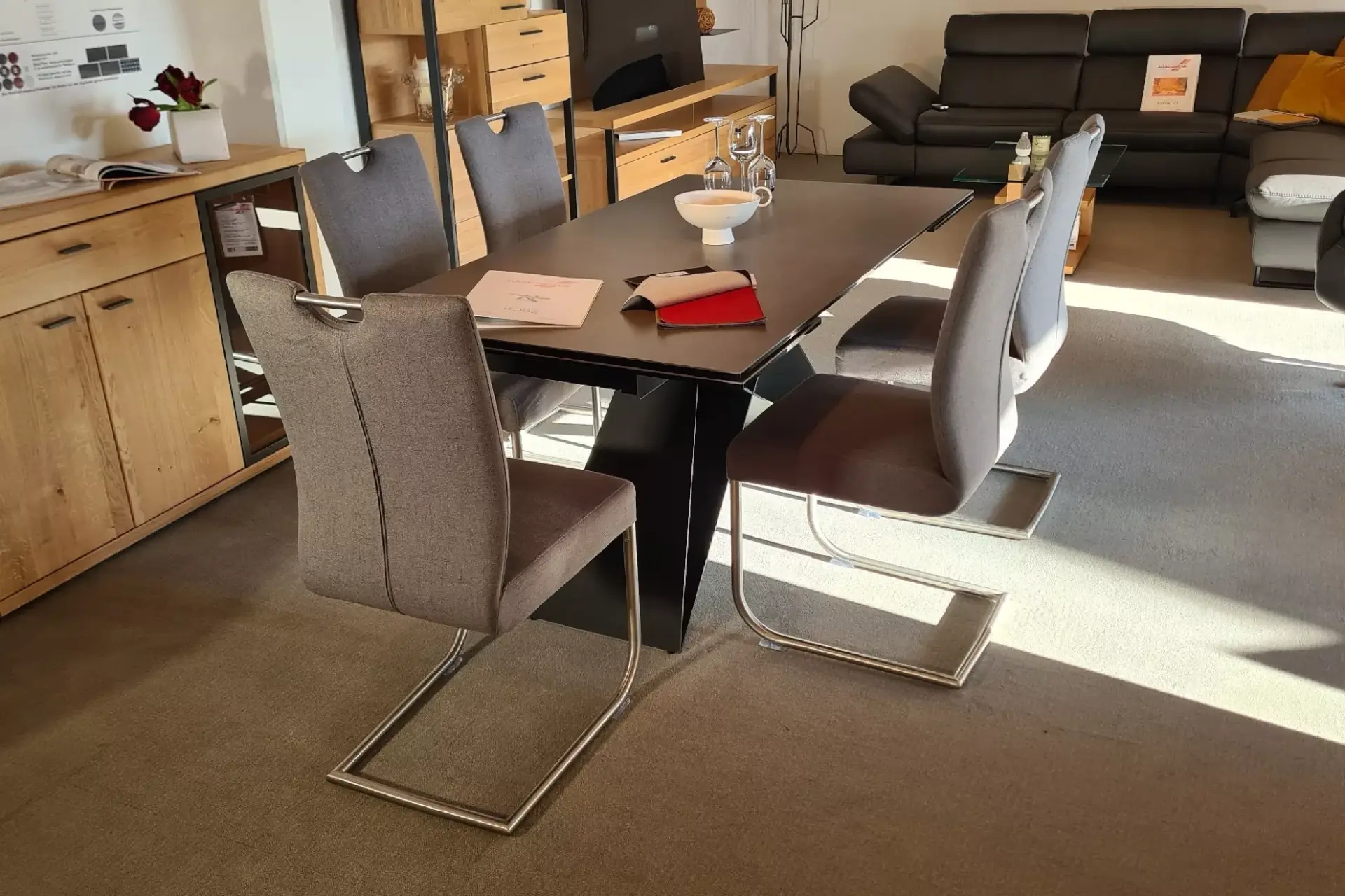 3061 - 04 - 921 Schwing-Stuhl