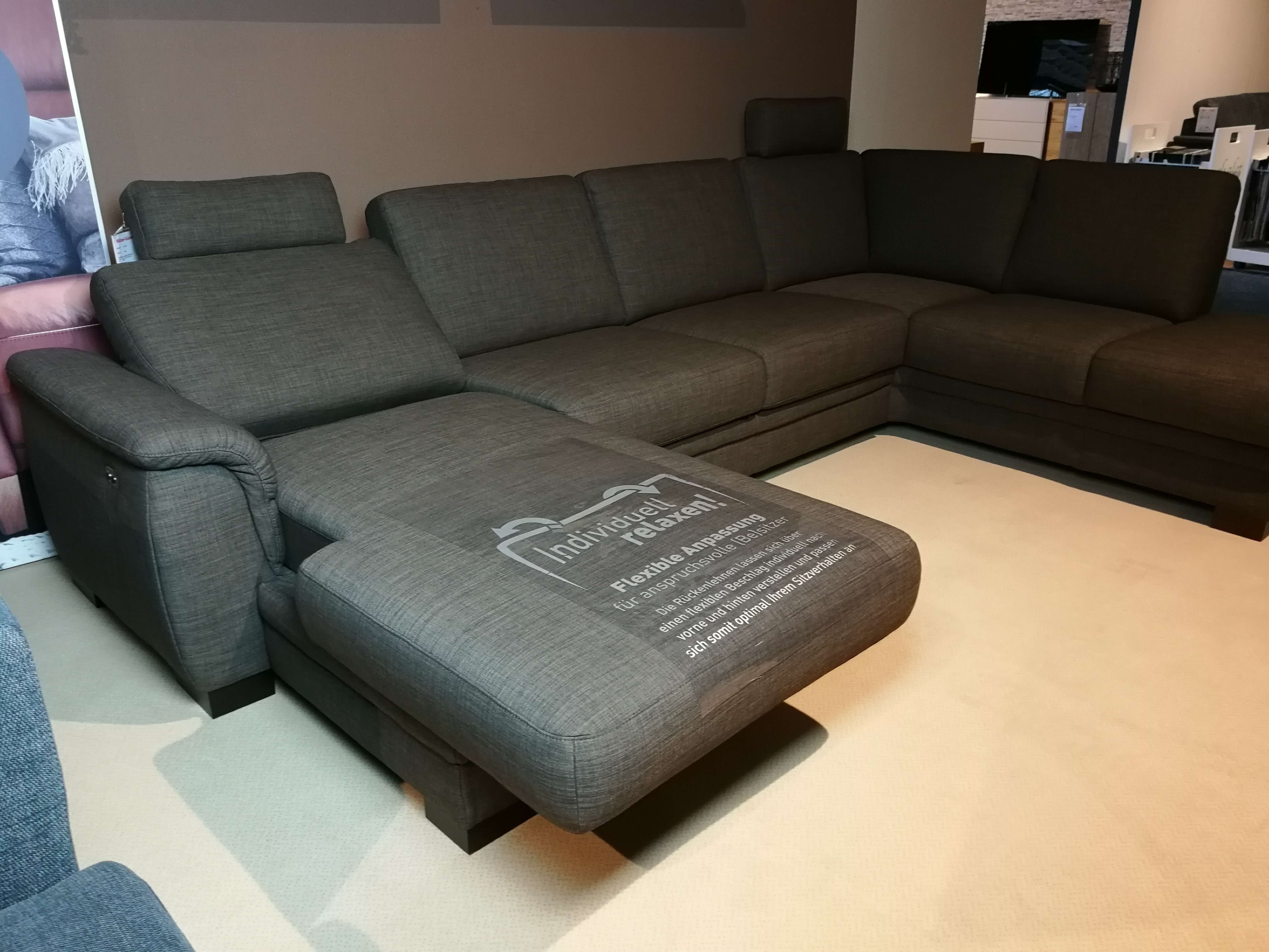 Nell - Wohnlandschaft mit Schlaffunktion