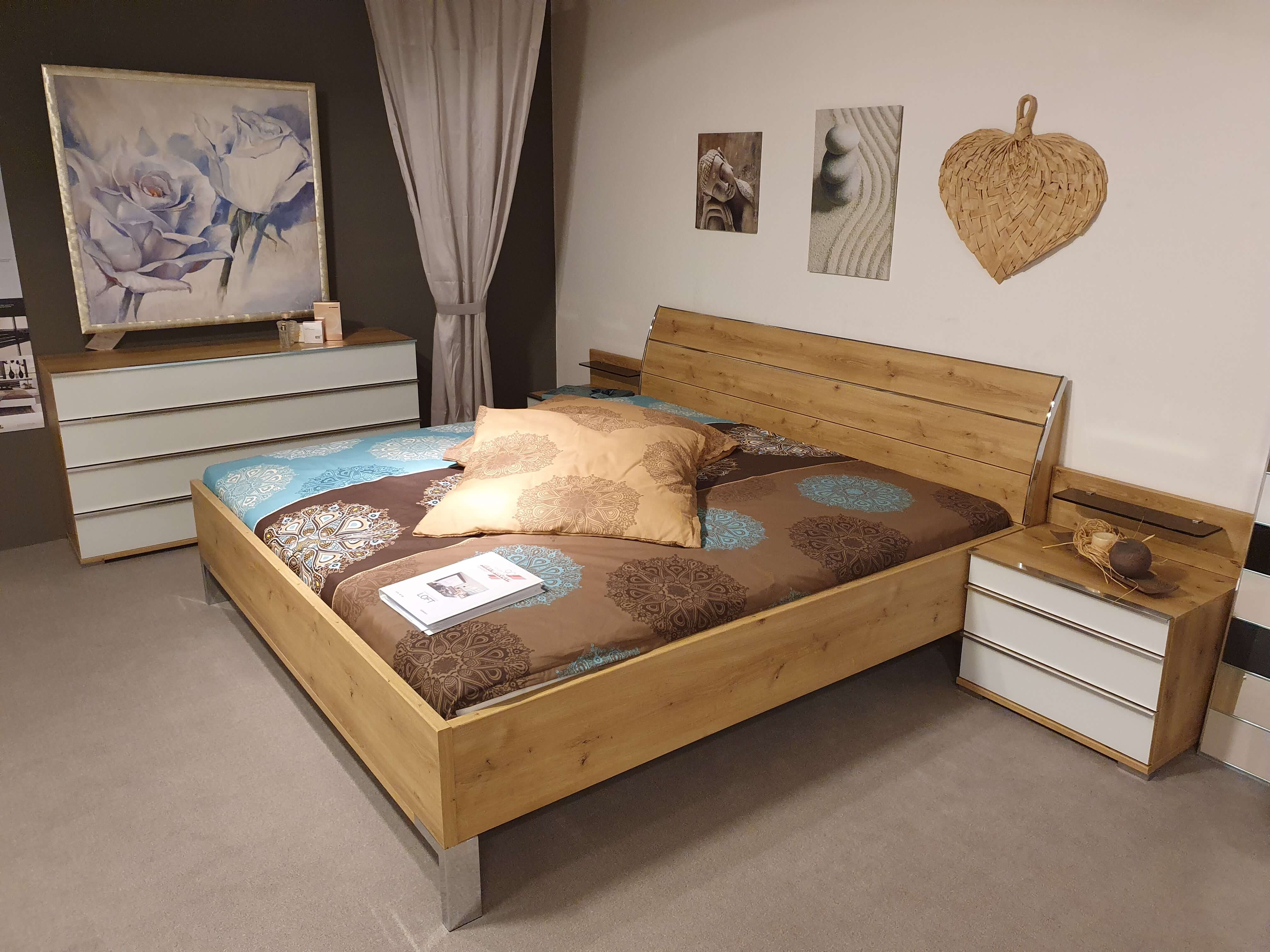 Wiemann LOFT Schlafzimmer Glas weiß, Bianco Eiche Nachbildung,  Kleiderschrank, Bett